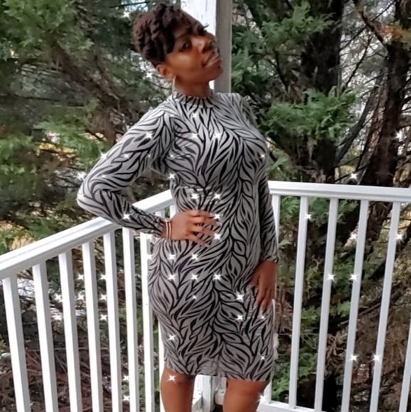 GRACE - Picture 2 of 2